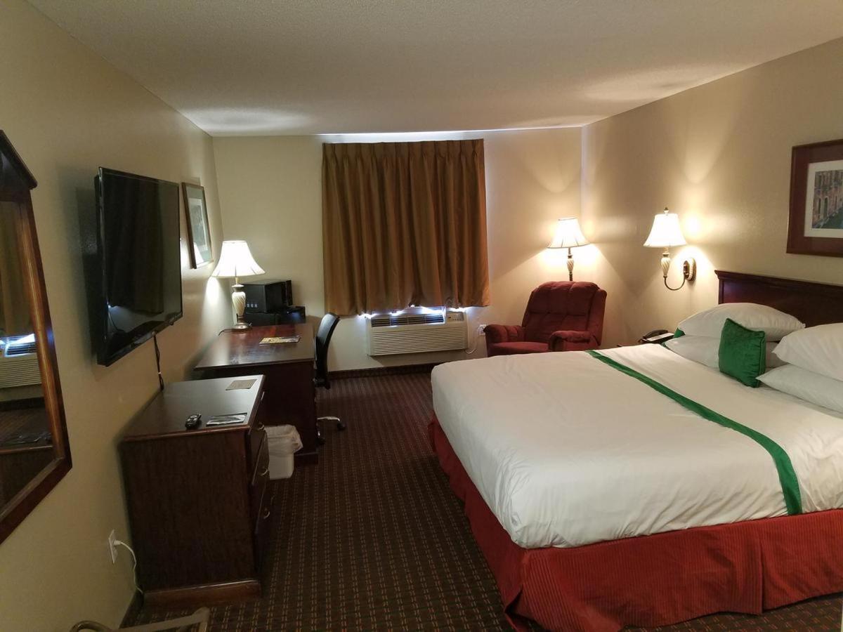 Rest Inn Fort Smith Esterno foto